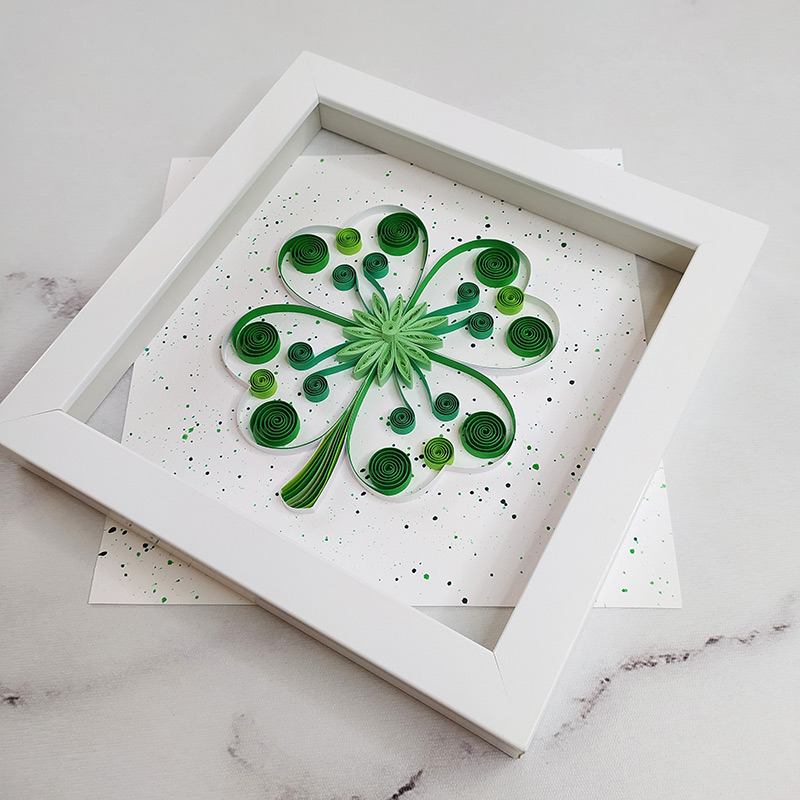 Quilling Clover Decorative Frame